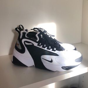 Nike zoom 2k sneakers